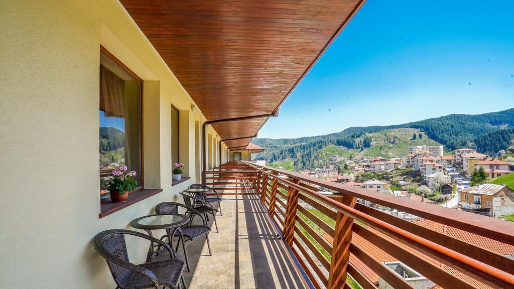 Borika Hotel Chepelare Eksteriør billede